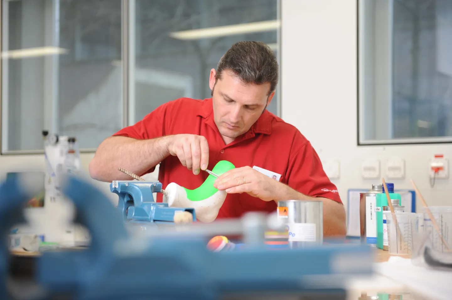 Bildmaterial und Logos Orthotec Schweizer ParaplegikerGruppe