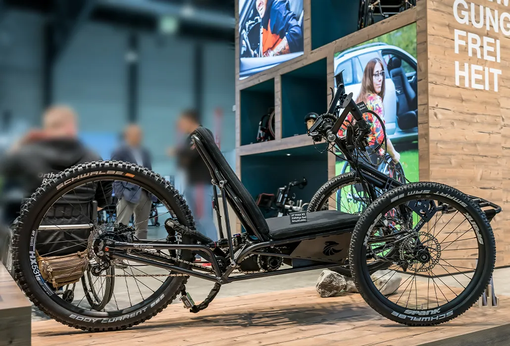 Rollstuhlsport Mountainbike OT FOXX K1 Prototyp Seitenansicht