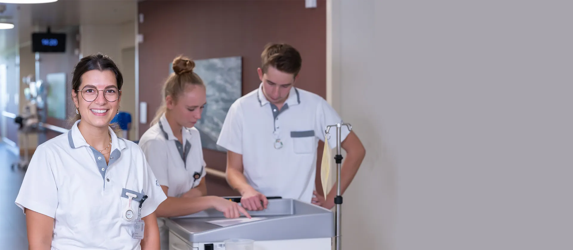 Drei Mitarbeitende aus den Gesundheitsberufen des SPZ