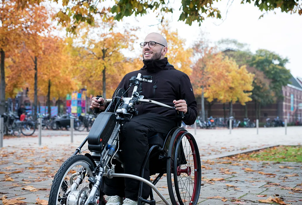 Raindek® Raider ist kombinierbar mit einem Vorspann-Handbike.