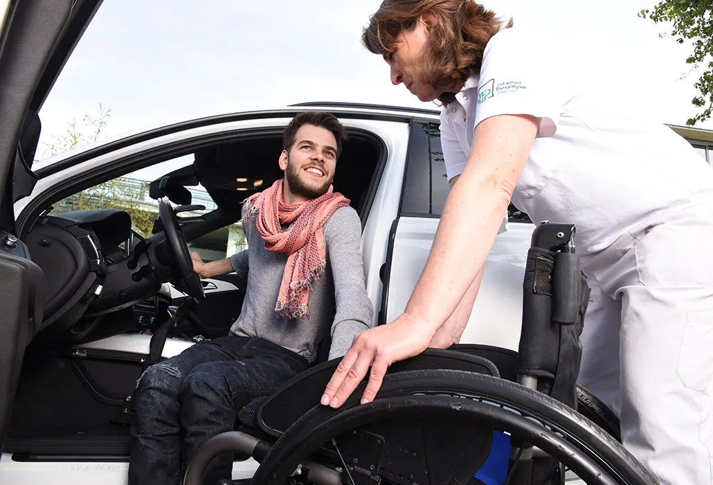 autoumbau_macht_fahren_mit_querschnittlaehmung_moeglich_paraplegie-photoshop