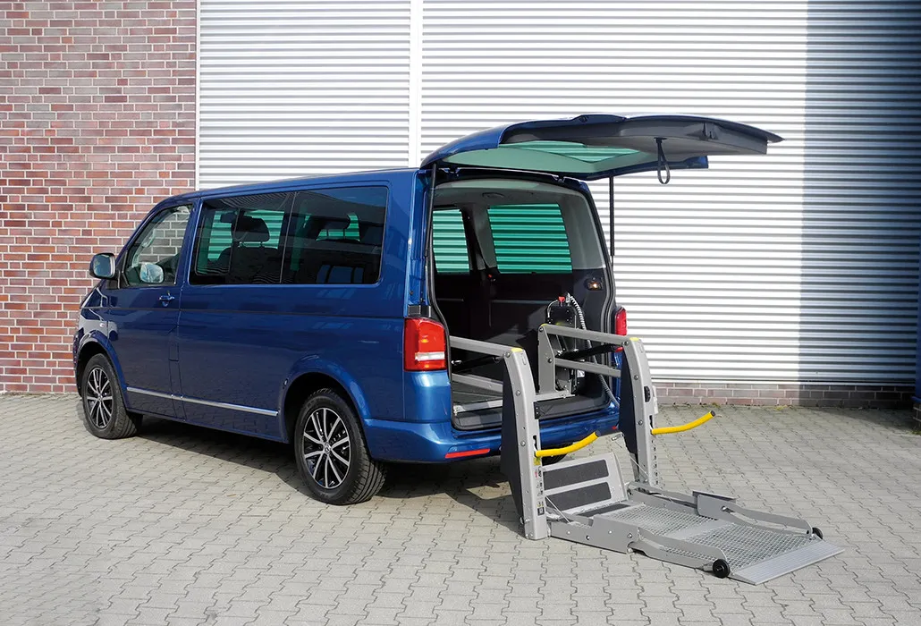 Orthotec Fahrzeugumbau Rollstuhllifte Panorama Linear Lift AL1